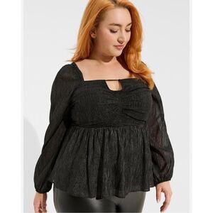 Torrid Black White Pinstripe Peplum Shirred Keyhole
Smocked Blouse Size 1X